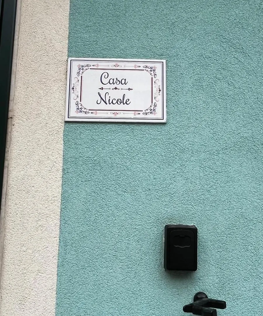 Casa Nicole - Letojanni Taormina 아파트 0*,  이탈리아
